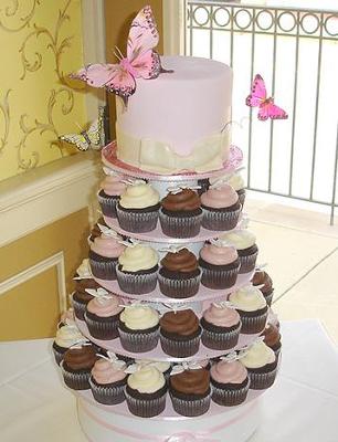 wedding cupcake